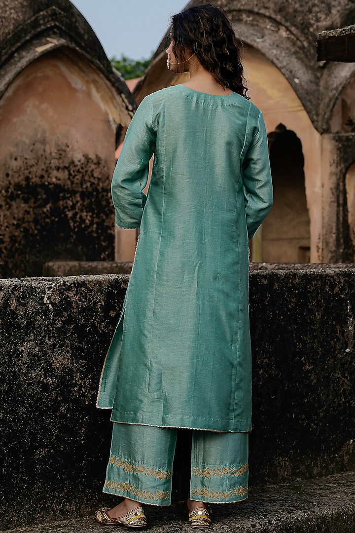 Sage Green Raw Silk Dori Work Kurta Set by Charu Makkar at Pernia's Pop Up Shop