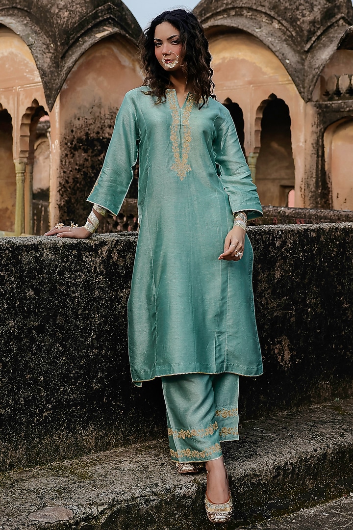 Sage Green Raw Silk Dori Work Kurta Set by Charu Makkar at Pernia's Pop Up Shop