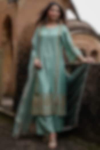Sage Green Raw Silk Dori Work Kurta Set by Charu Makkar at Pernia's Pop Up Shop