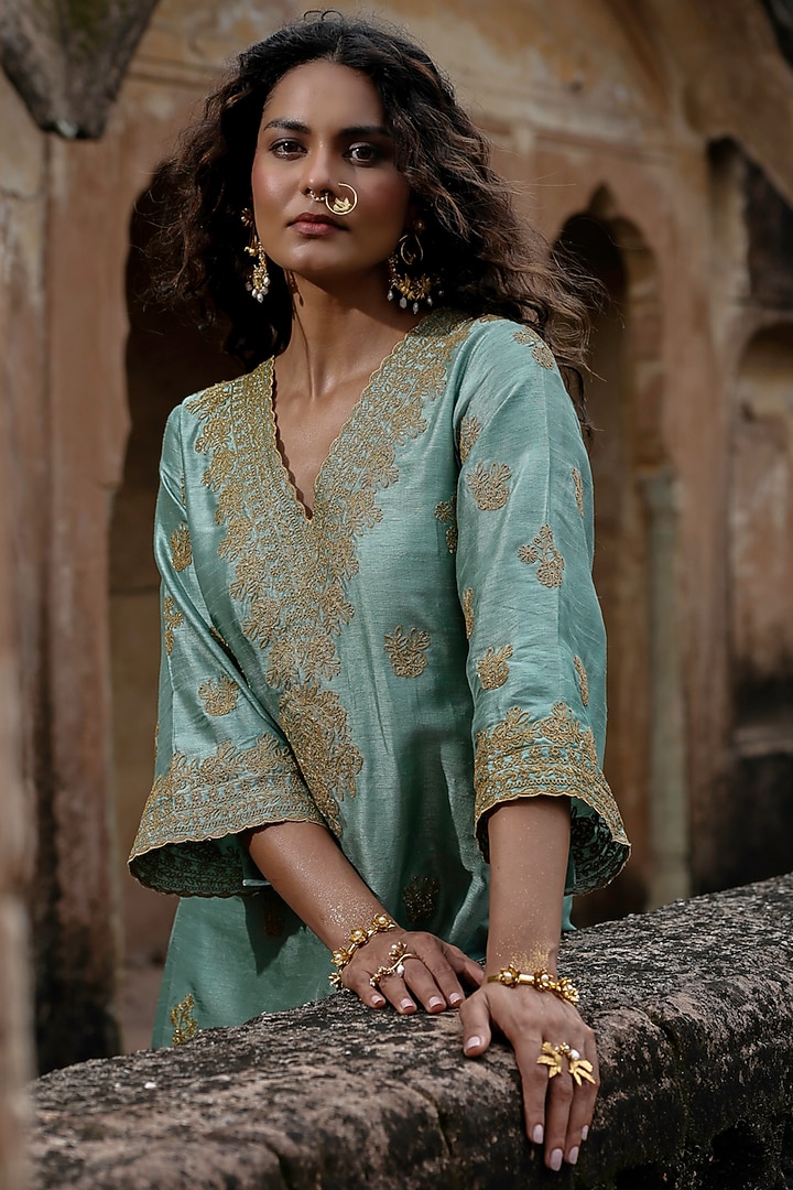 Sage Green Raw Silk Dori Work Kurta Set by Charu Makkar at Pernia's Pop Up Shop