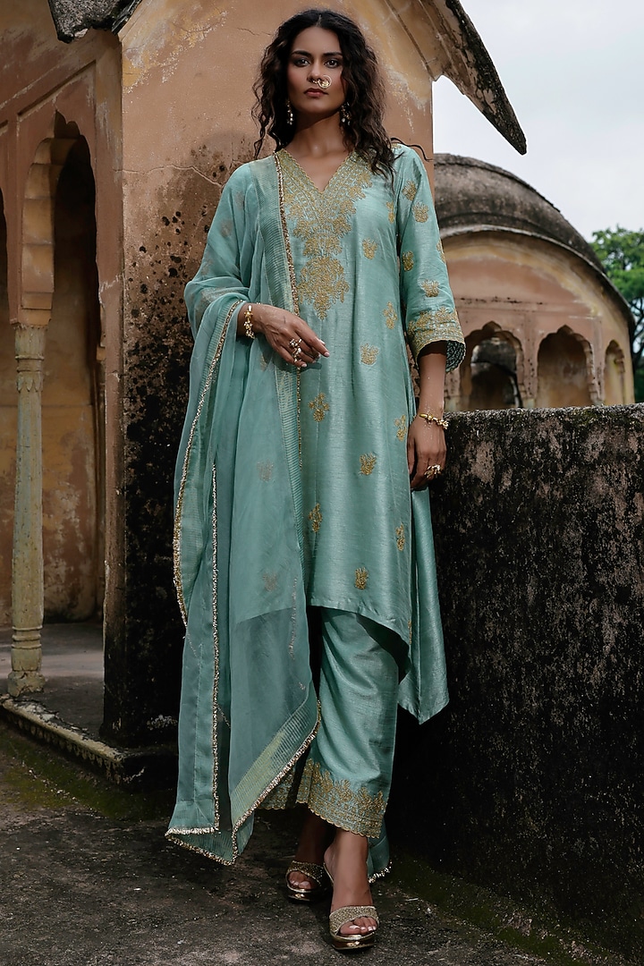 Sage Green Raw Silk Dori Work Kurta Set by Charu Makkar at Pernia's Pop Up Shop