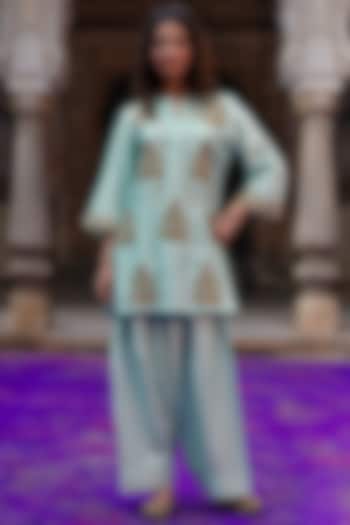 Sage Green Raw Silk Dori Work Kurta Set by Charu Makkar at Pernia's Pop Up Shop