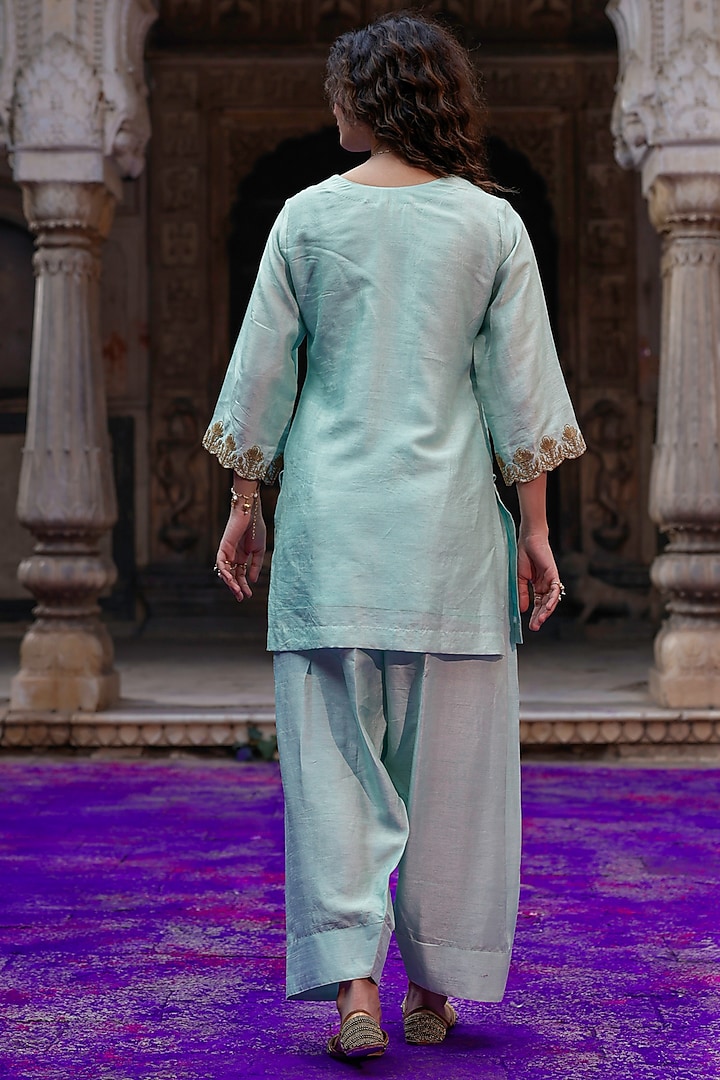 Sage Green Raw Silk Dori Work Kurta Set by Charu Makkar at Pernia's Pop Up Shop