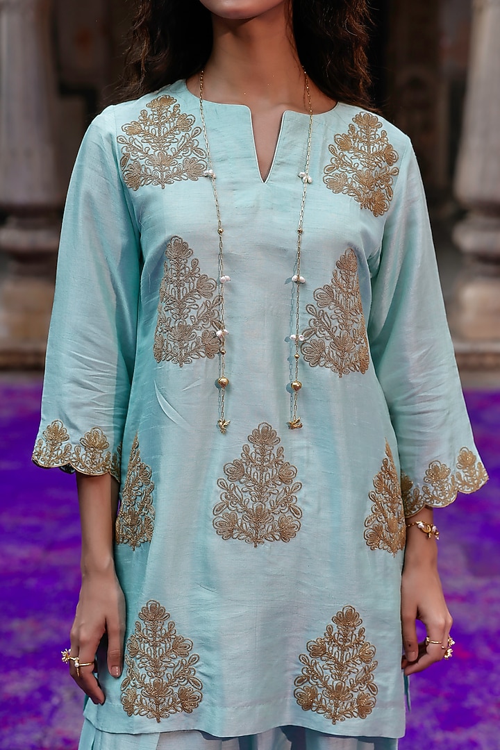 Sage Green Raw Silk Dori Work Kurta Set by Charu Makkar at Pernia's Pop Up Shop