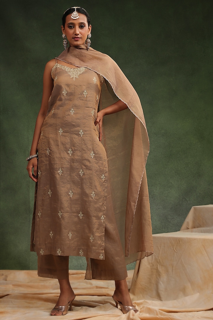 Mouse Brown Tissue Chanderi Kurta Set by Charu Makkar at Pernia's Pop Up Shop