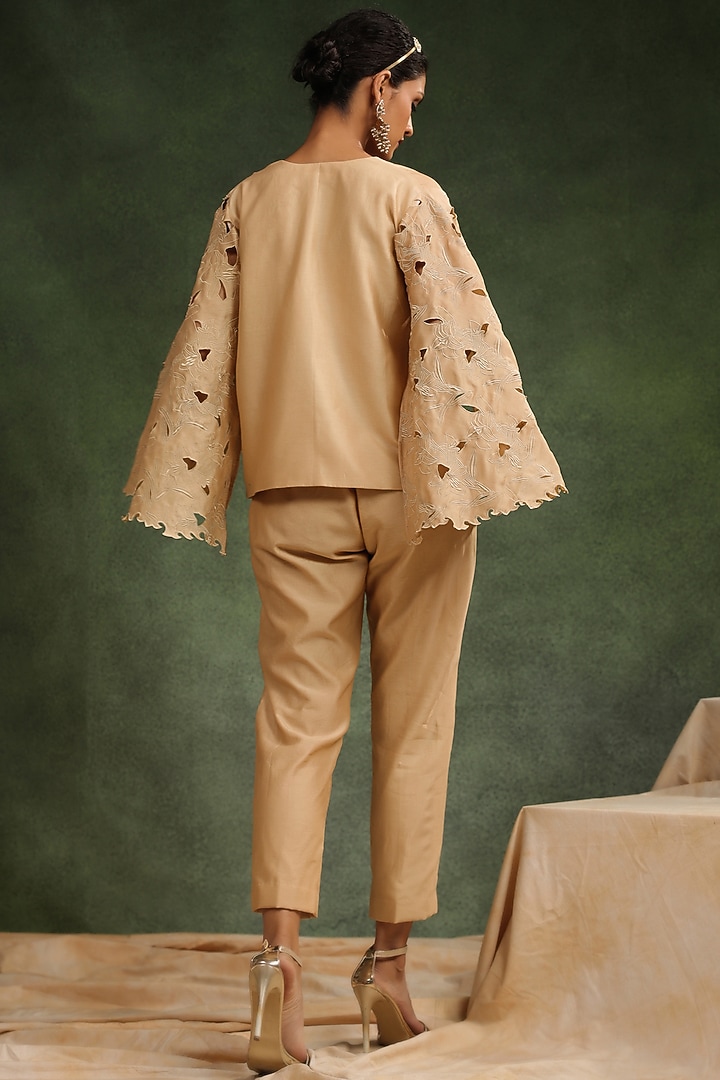 Beige Silk Chanderi Jacket Set by Charu Makkar at Pernia's Pop Up Shop