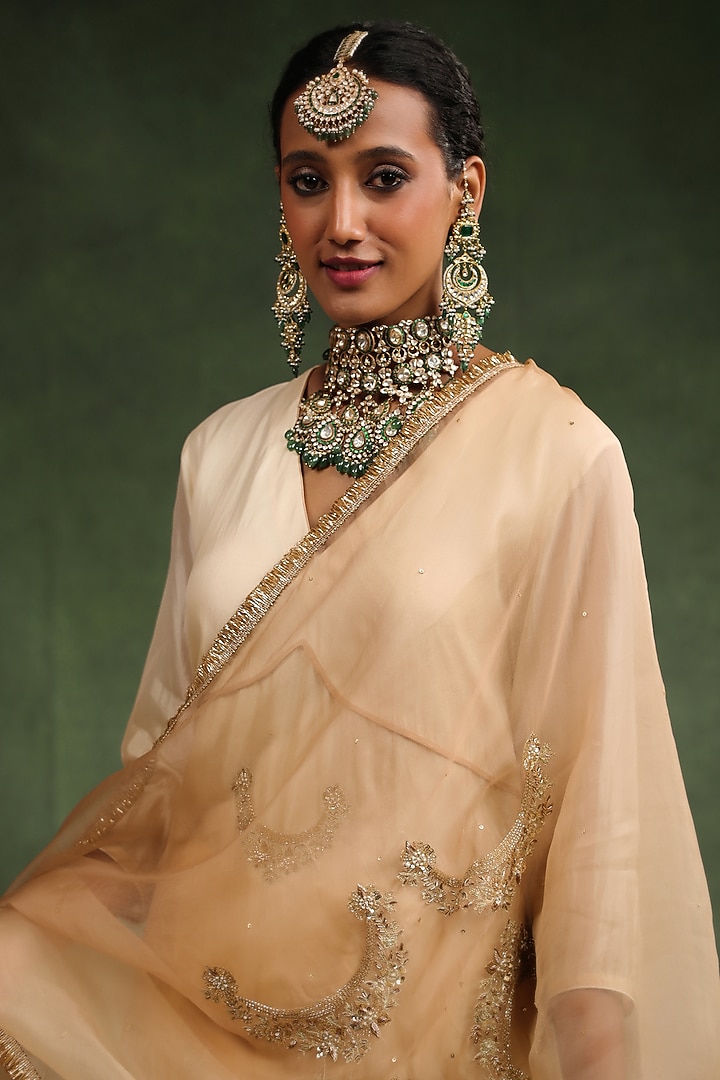 Beige Mul Chanderi Ombre Kurta Set by Charu Makkar at Pernia's Pop Up Shop