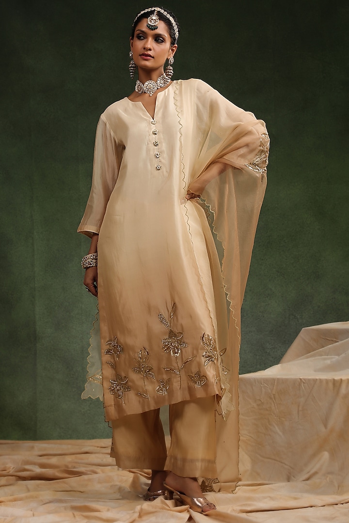 Beige Italian Silk Organza Ombre Kurta Set by Charu Makkar at Pernia's Pop Up Shop