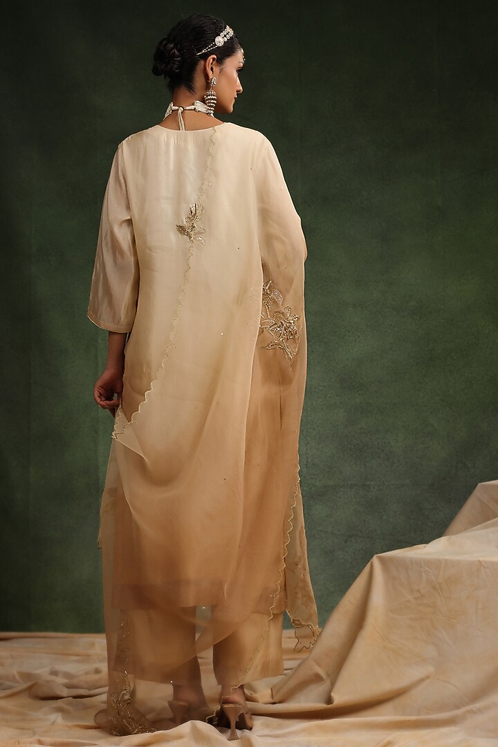 Beige Italian Silk Organza Ombre Kurta Set by Charu Makkar at Pernia's Pop Up Shop