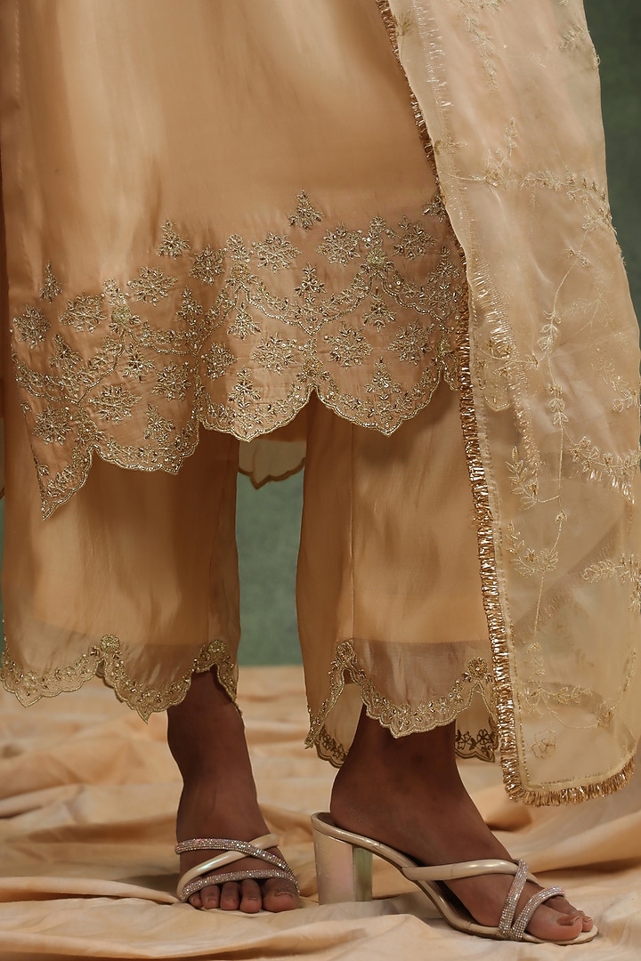 Beige Italian Silk Organza Ombre Kurta Set by Charu Makkar at Pernia's Pop Up Shop