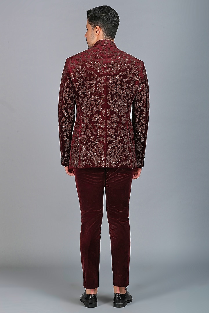 Maroon Velvet Silk Sequins & Thread Embroidered Groom Bandhgala Set by Char Chaand at Pernia's Pop Up Shop