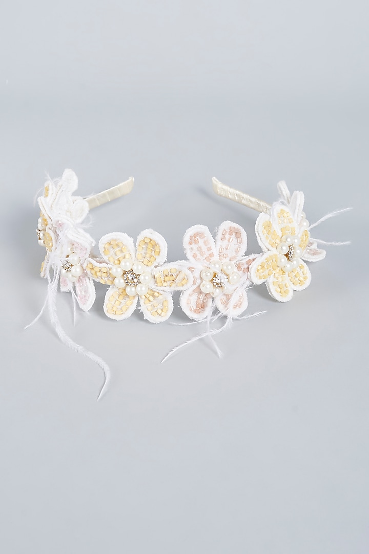 White Embellished Handmade Hairband For Girls by CHOKO