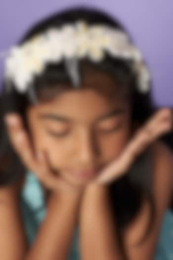 White & Yellow Embellished Hairband For Girls by CHOKO