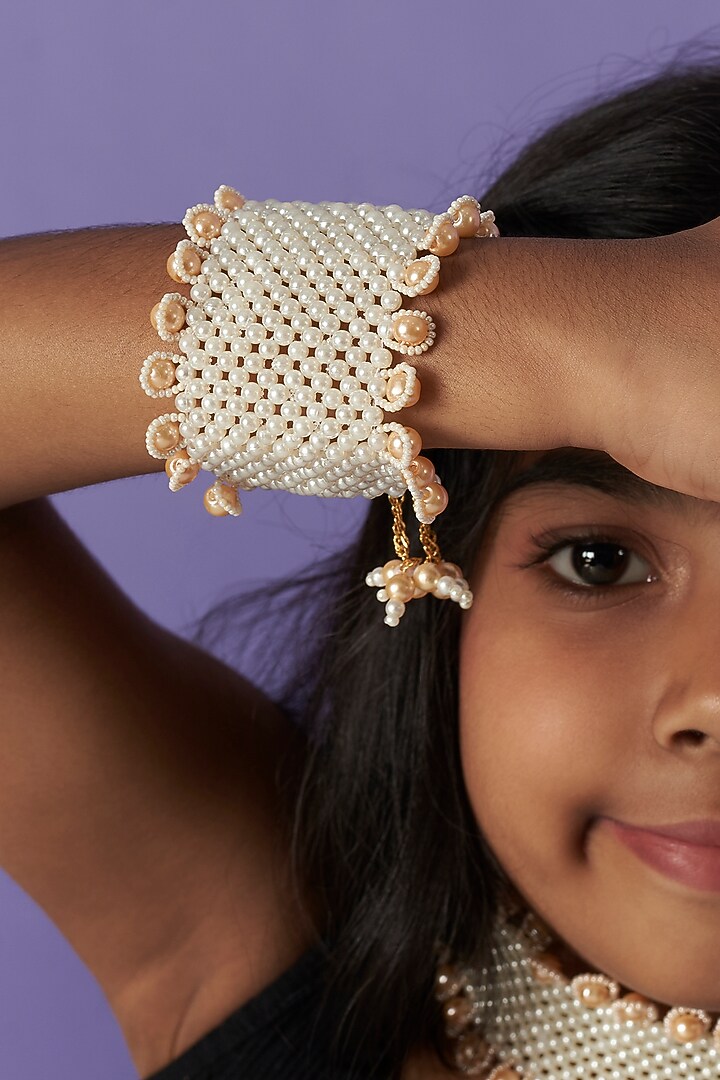 Off-White Crystal Beaded Necklace Set For Girls by CHOKO at Pernia's Pop Up Shop