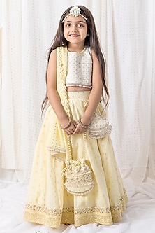 product-color-Yellow