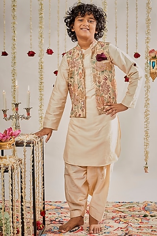 Beige Cotton Silk Embroidered Bundi Jacket Set For Boys by Chotibuti