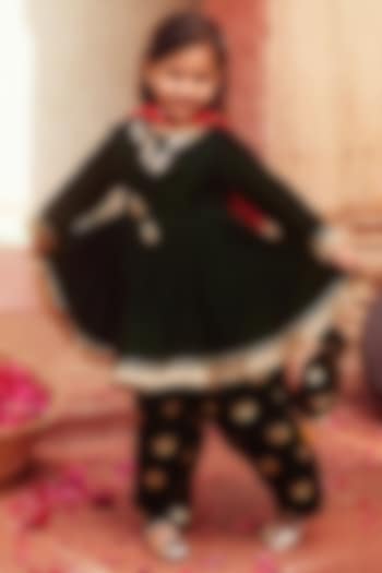 Dark Green Velvet Kurta Set For Girls by Chotibuti at Pernia's Pop Up Shop