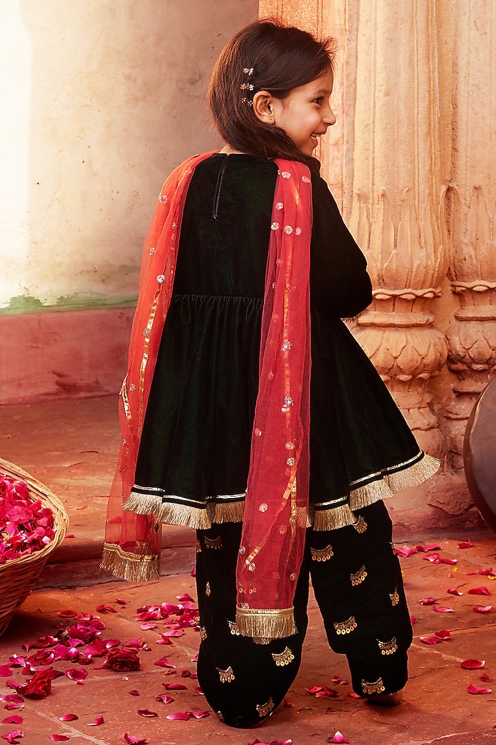 Dark Green Velvet Kurta Set For Girls by Chotibuti at Pernia's Pop Up Shop