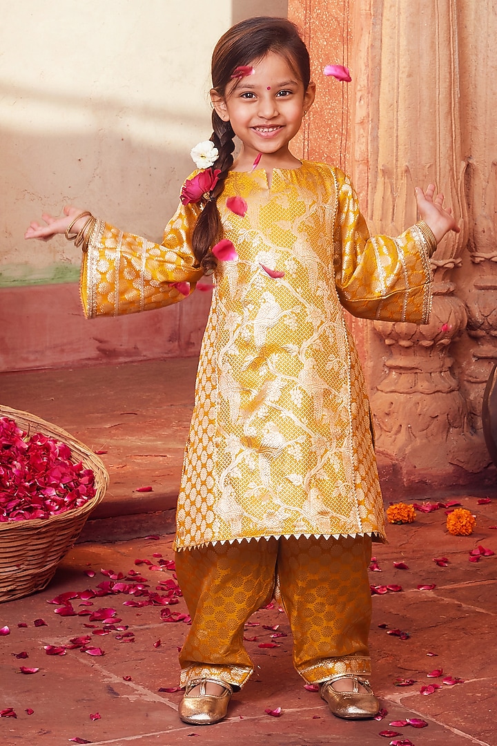 Mustard Banarasi Silk Kurta Set For Girls by Chotibuti at Pernia's Pop Up Shop