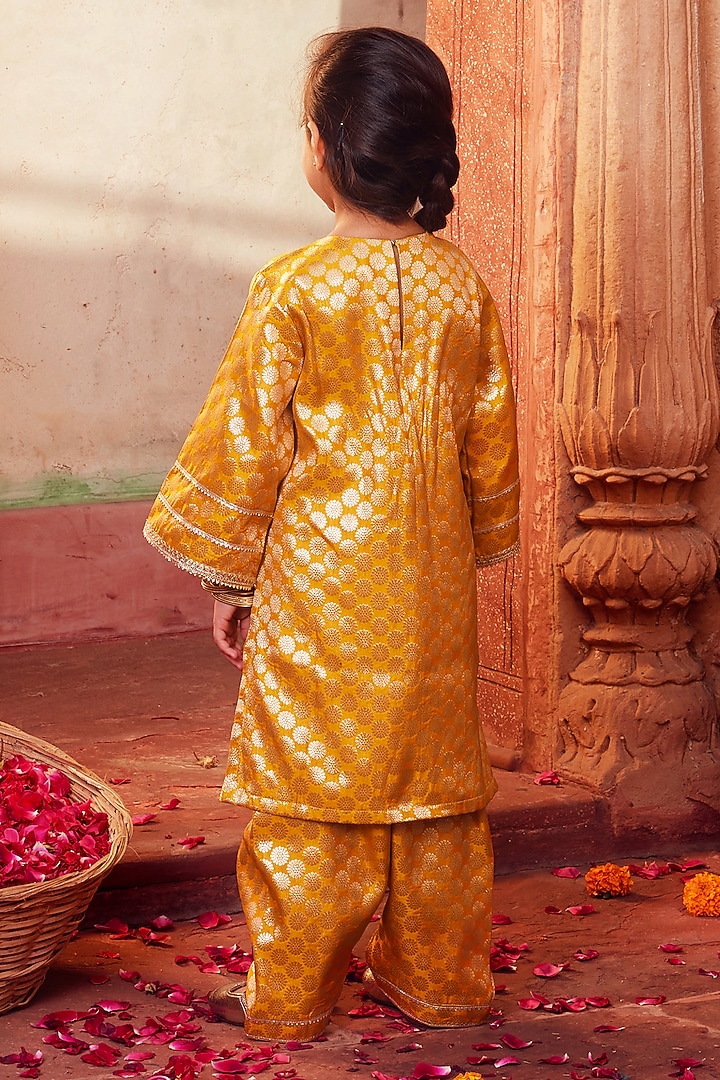 Mustard Banarasi Silk Kurta Set For Girls by Chotibuti at Pernia's Pop Up Shop