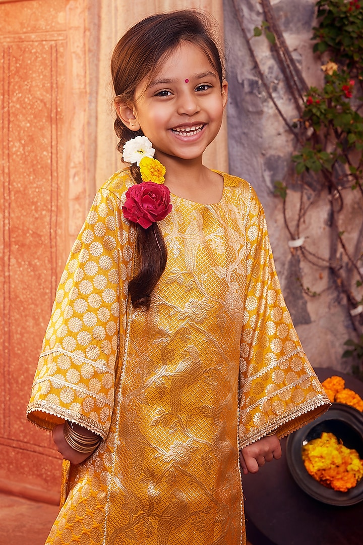 Mustard Banarasi Silk Kurta Set For Girls by Chotibuti at Pernia's Pop Up Shop