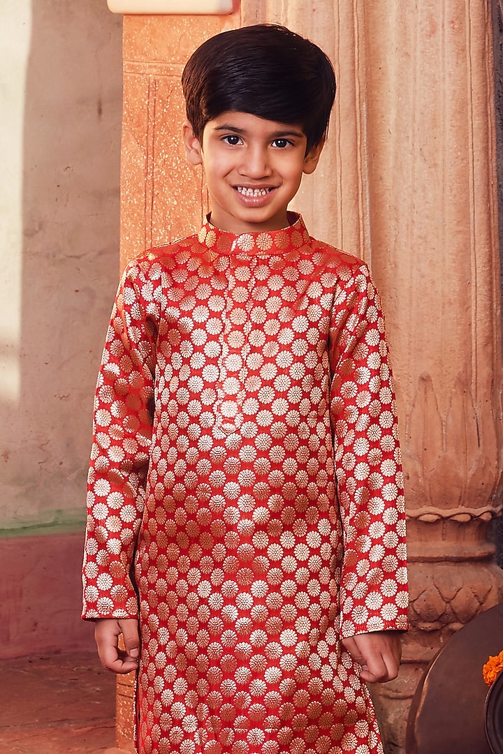 Red Banarasi Silk Kurta Set For Boys by Chotibuti at Pernia's Pop Up Shop
