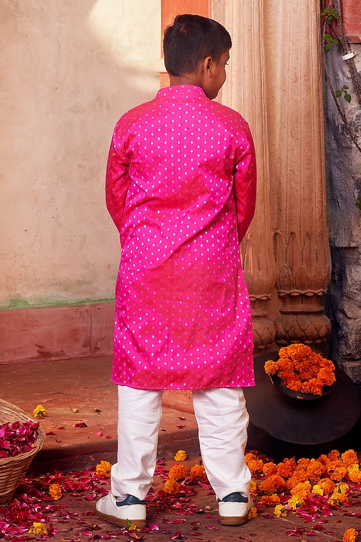 Pink Banarasi Silk Kurta Set For Boys by Chotibuti at Pernia's Pop Up Shop