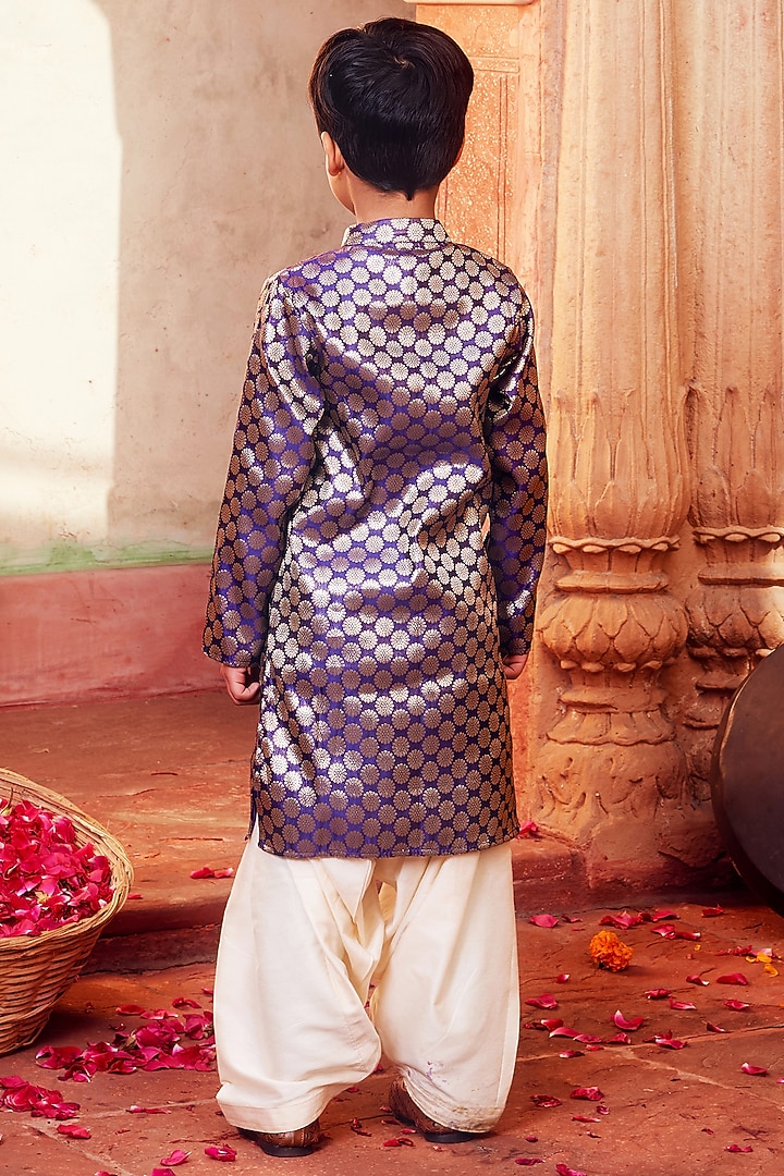 Purple Banarasi Silk Kurta Set For Boys by Chotibuti at Pernia's Pop Up Shop
