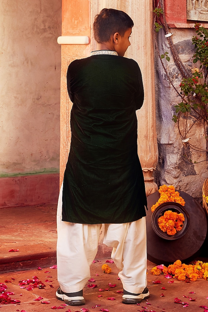 Dark Green Velvet Kurta Set For Boys by Chotibuti at Pernia's Pop Up Shop