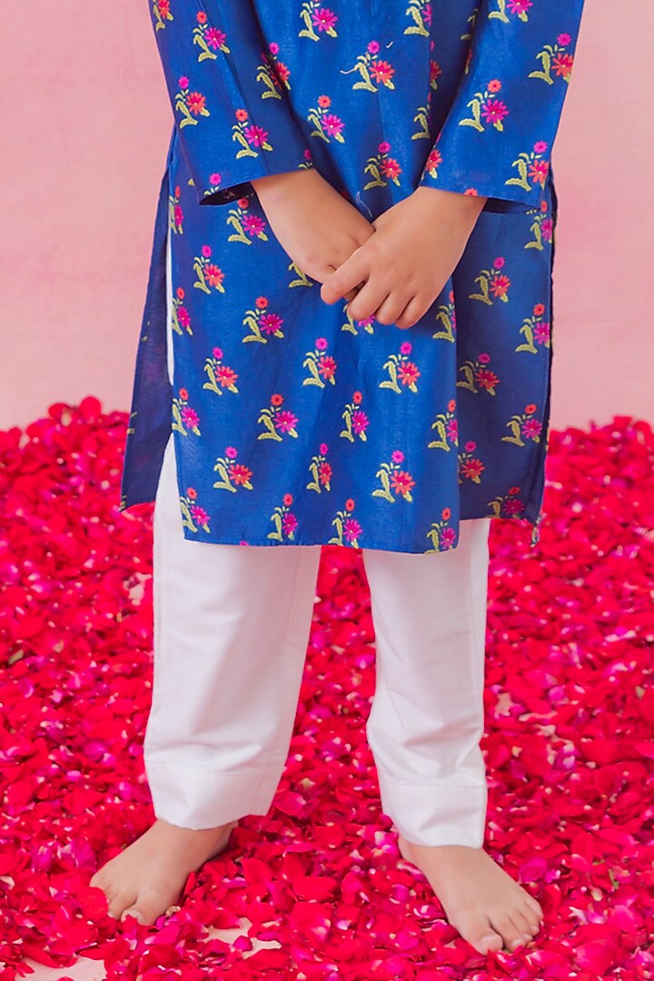 Blue Chanderi Printed Kurta Set For Boys by Chotibuti at Pernia's Pop Up Shop