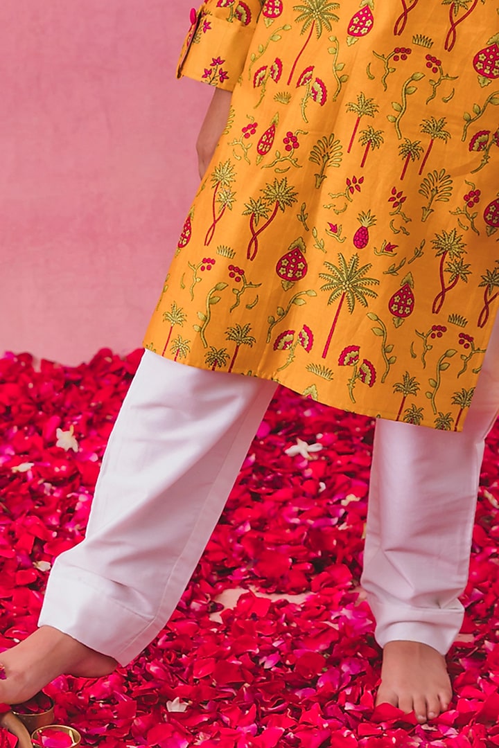 Yellow Chanderi Printed Kurta Set For Boys by Chotibuti at Pernia's Pop Up Shop