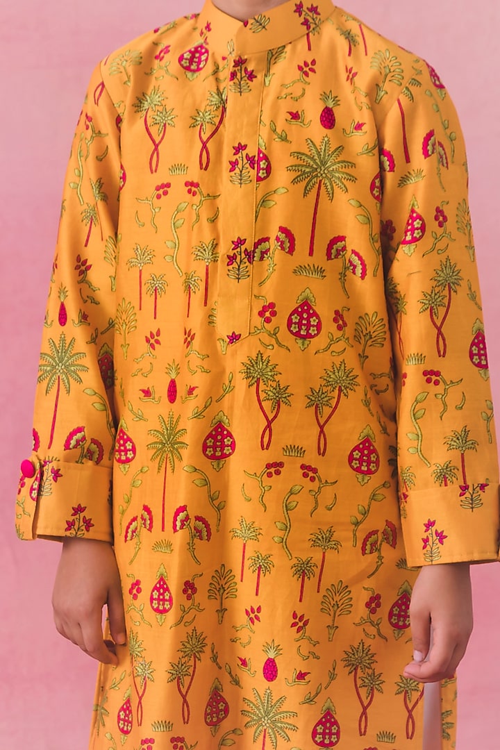 Yellow Chanderi Printed Kurta Set For Boys by Chotibuti at Pernia's Pop Up Shop