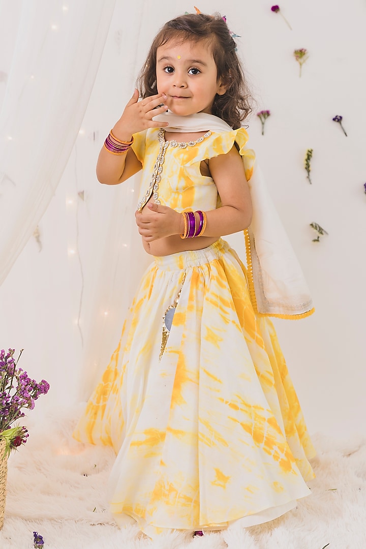 Ivory & Yellow Silk Tie-Dye Lehenga Set For Girls by Chotibuti