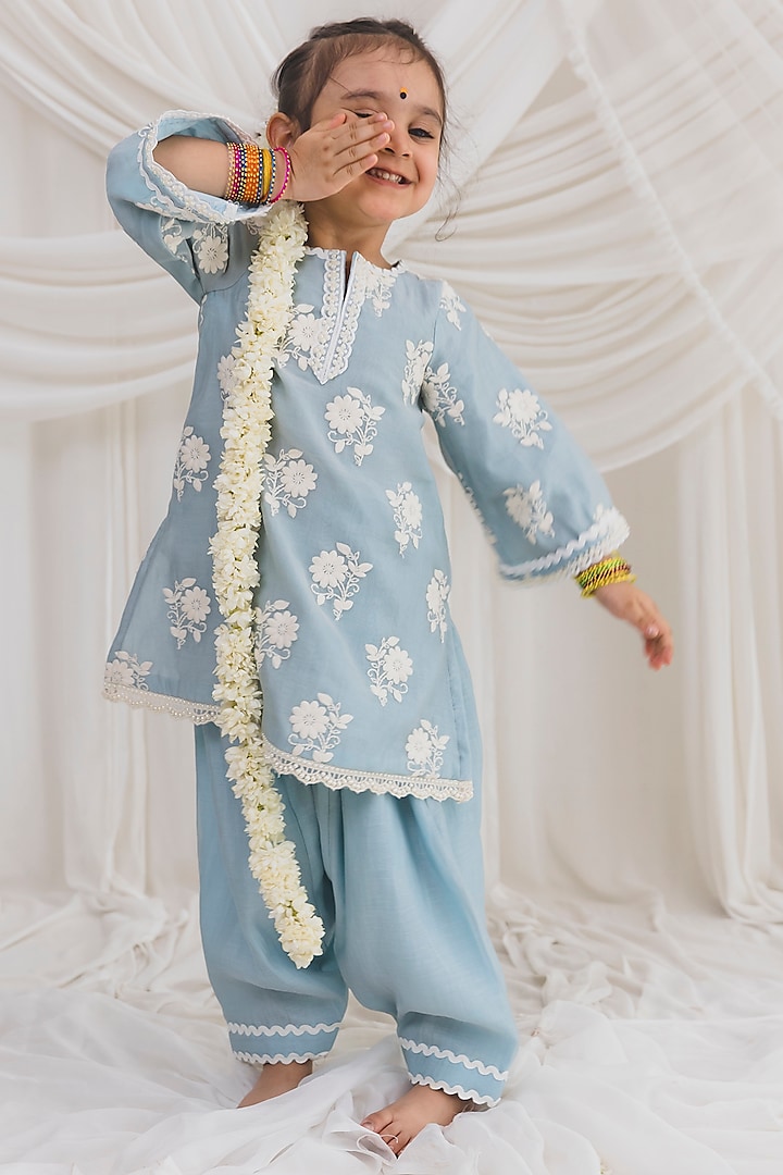 Blue Mul Chanderi Thread Embroidered Kurta Set For Girls by Chotibuti at Pernia's Pop Up Shop