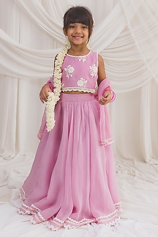 Pink Mul Chanderi Thread Embroidered Lehenga Set For Girls by Chotibuti