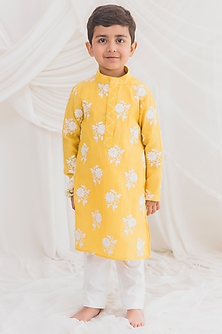 Yellow Mul Chanderi Embroidered Kurta Set For Boys by Chotibuti