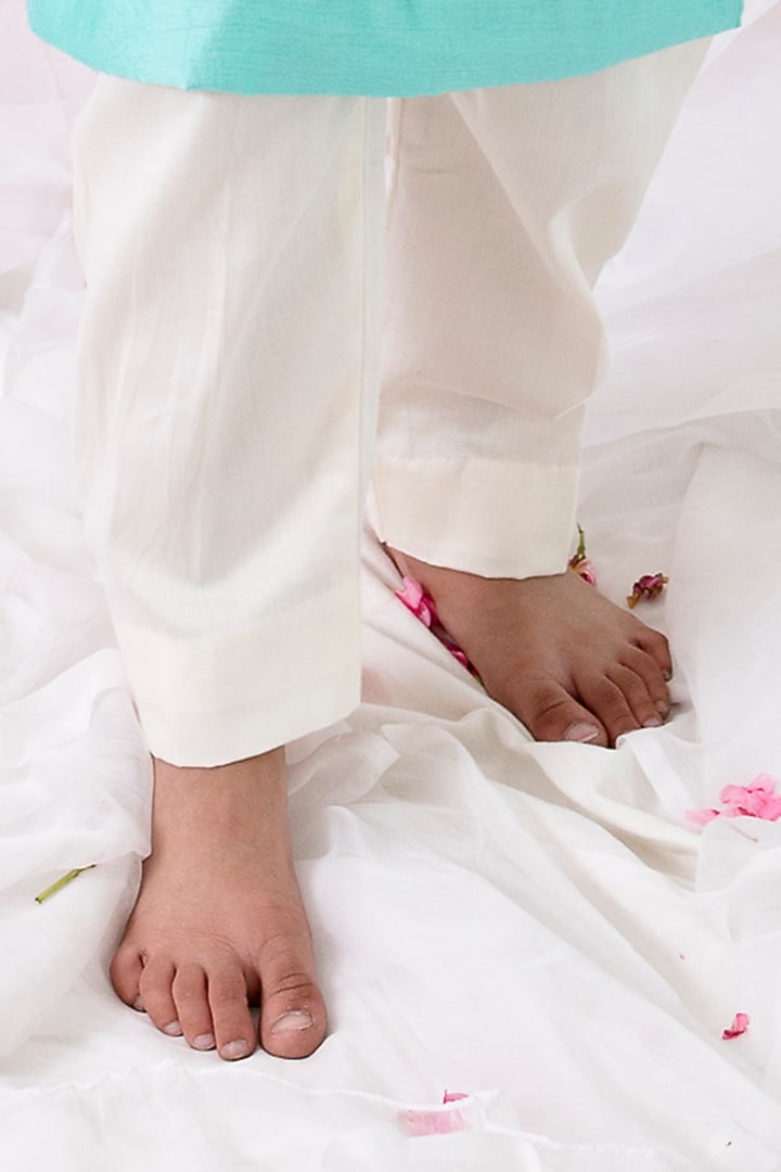 White Chanderi Thread Embroidered Nehru Jacket Set For Boys by Chotibuti at Pernia's Pop Up Shop