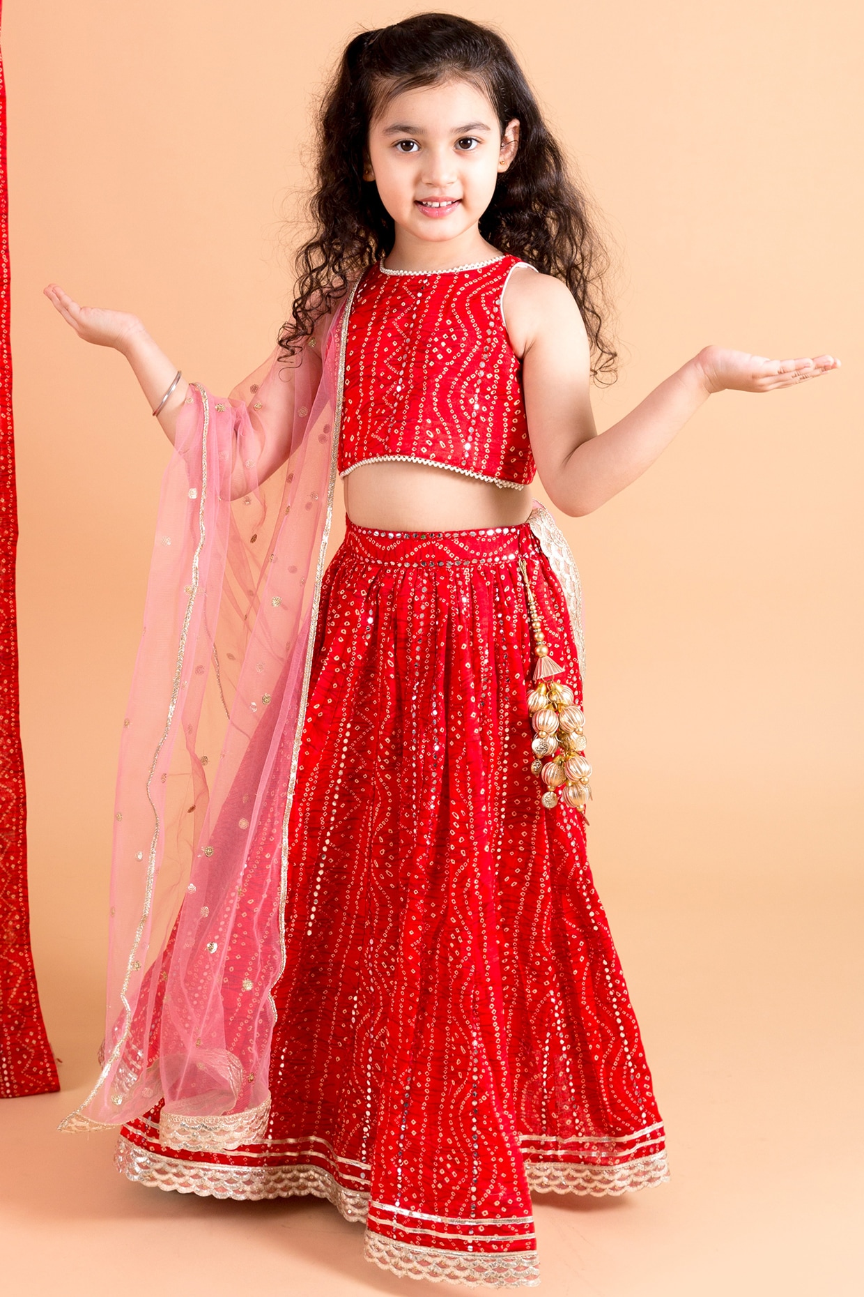 Bandhani Lehengas: A Big Yes If You Wanna Stand Out! | Latest bridal lehenga,  Bridal lehenga, Lehenga designs