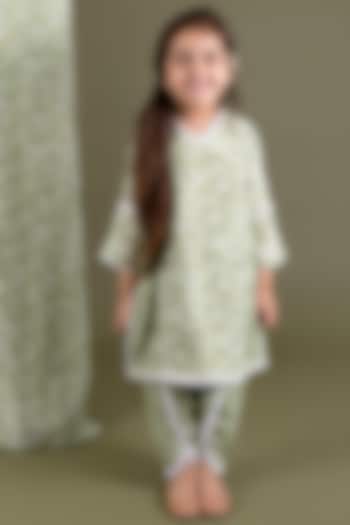Green Printed Kurta Set For Girls by Chotibuti at Pernia's Pop Up Shop