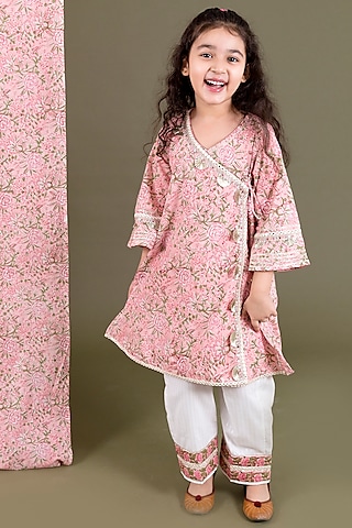 Pink Cotton Printed Angrakha Printed Kurta Set For Girls by Chotibuti
