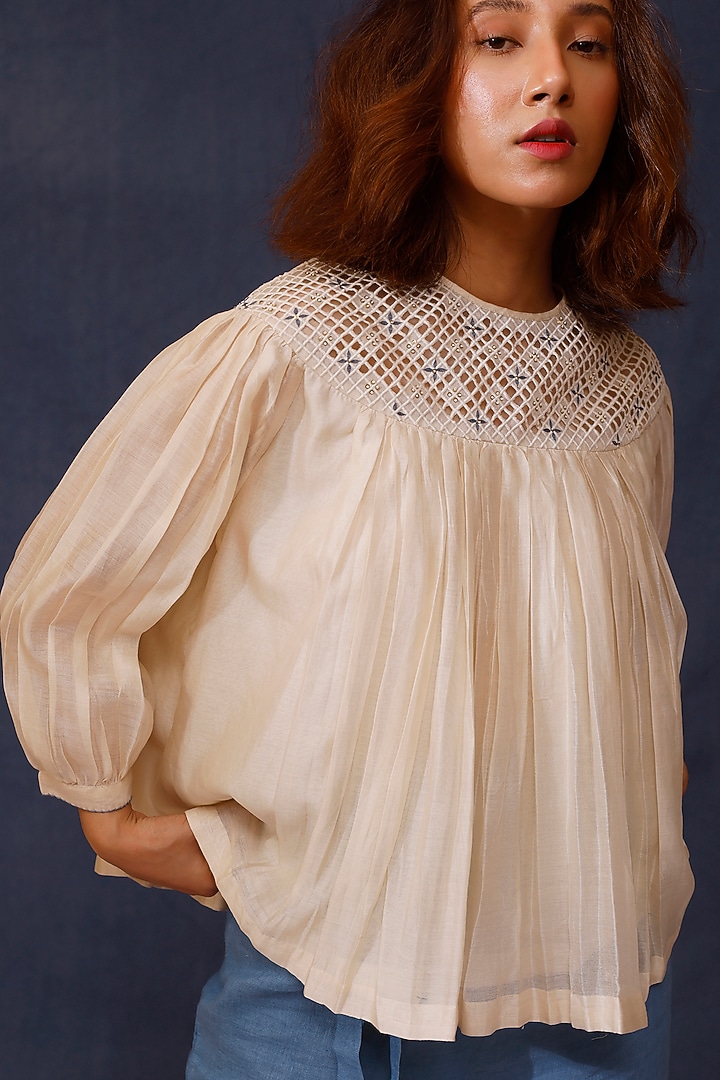 Blue Pure Linen Pant Set by Chokhi Chorri at Pernia's Pop Up Shop