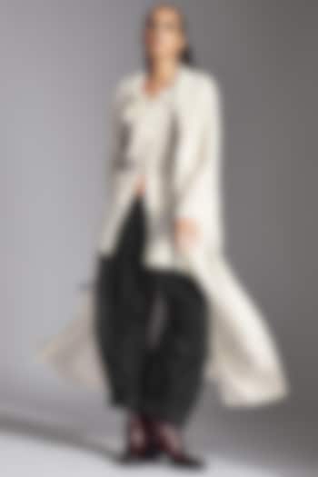 White Organic Cotton High-Low Shirt by Chola at Pernia's Pop Up Shop