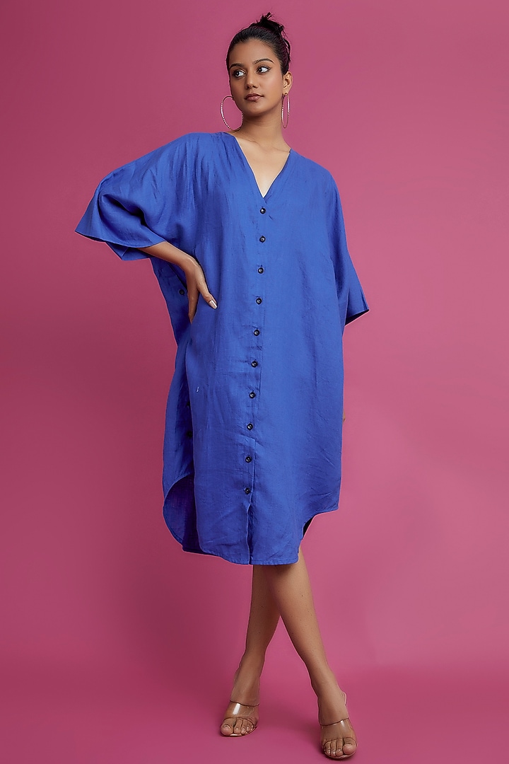 Blue Linen Long Shirt by Chola at Pernia's Pop Up Shop