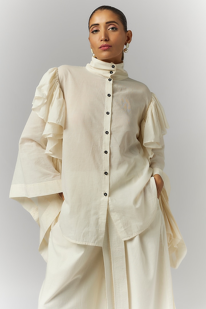 White Organic Cotton High-Low Shirt by Chola at Pernia's Pop Up Shop