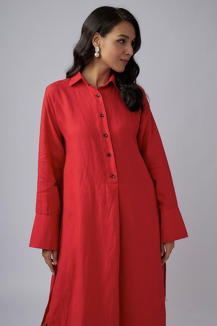 Red Line Box-Pleated Long Shirt by Chola at Pernia's Pop Up Shop
