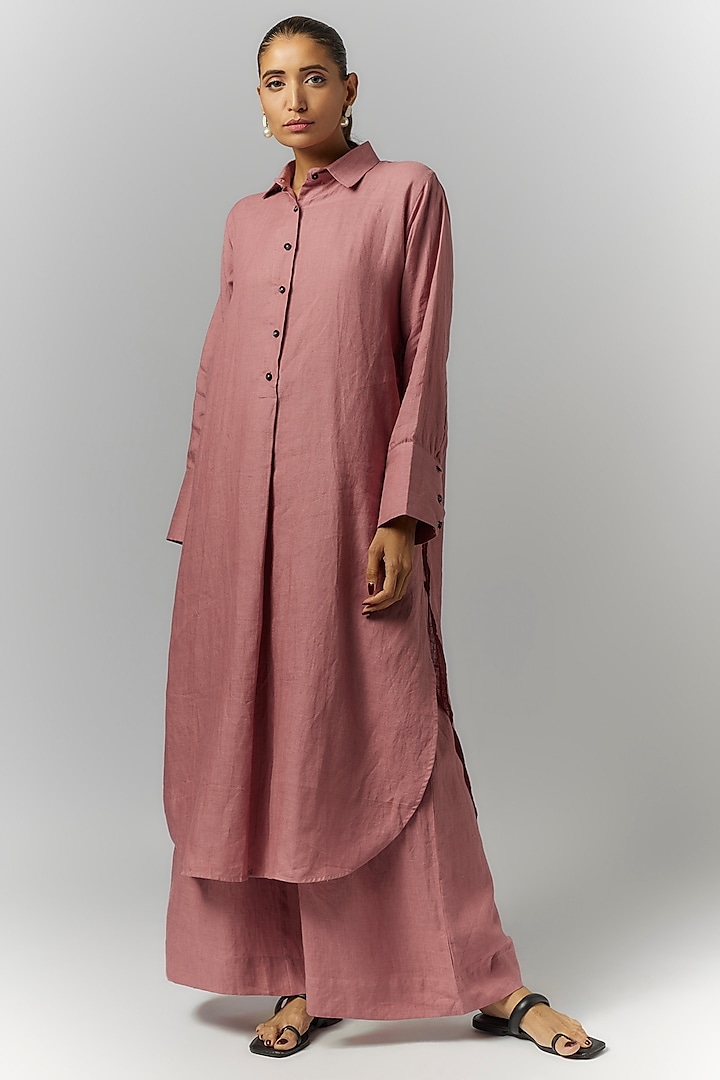 Pink Linen Box-Pleated Long Shirt by Chola