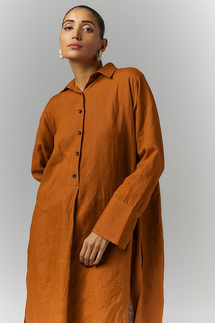 Orange Linen Box-Pleated Long Shirt by Chola at Pernia's Pop Up Shop