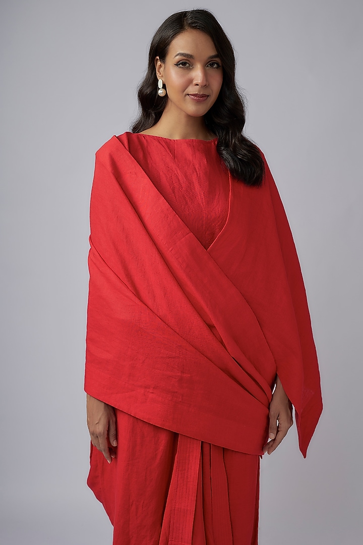 Red Line Narrow Skirt by Chola at Pernia's Pop Up Shop