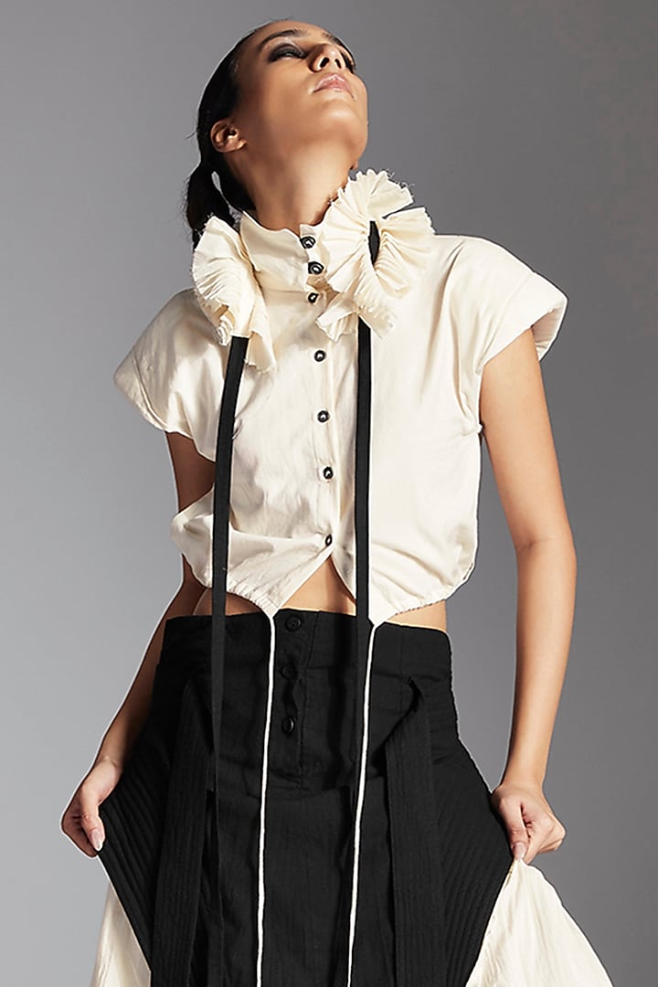 White Organic Cotton Crop Shirt by Chola at Pernia's Pop Up Shop