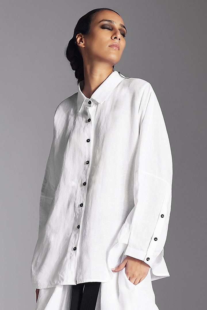 White Linen Two-Way Style Shirt by Chola at Pernia's Pop Up Shop